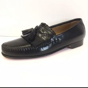 Johnston & Murphy Breland Kilt/Tassel BLACK